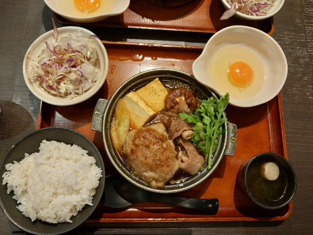 ごまラーメン さま