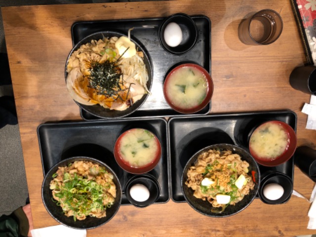 ヒロ.アソビュー さま